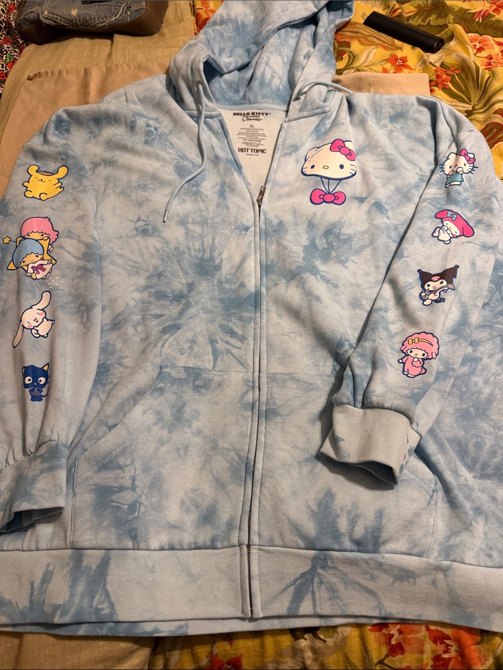 Hot Topic Light Blue Tie-Dye Hello Kitty Zip Hoodie